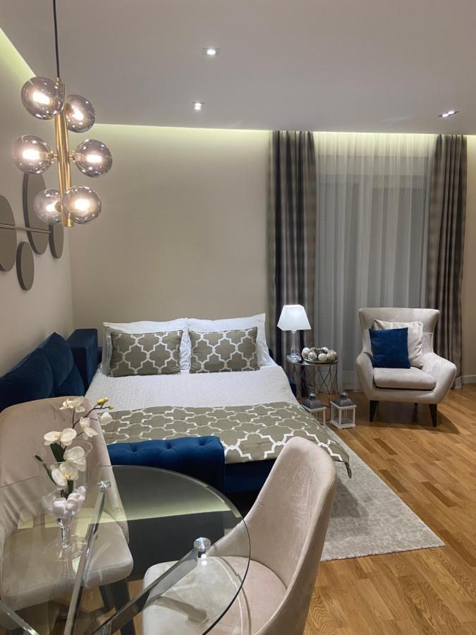 Tiffany Lux Apartment Требинье Экстерьер фото