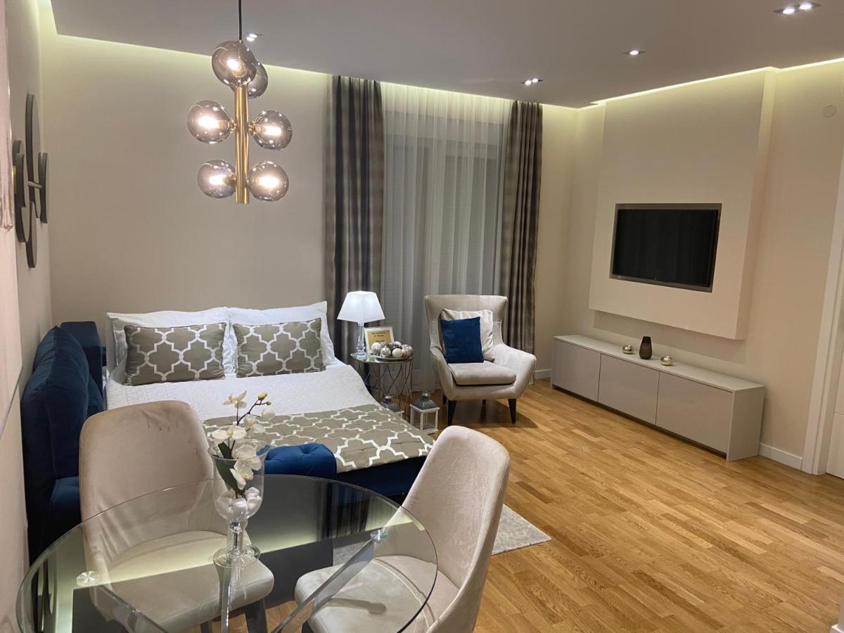 Tiffany Lux Apartment Требинье Экстерьер фото