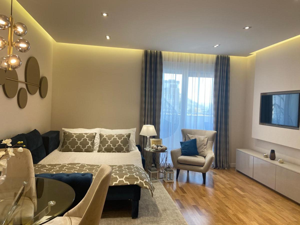 Tiffany Lux Apartment Требинье Экстерьер фото