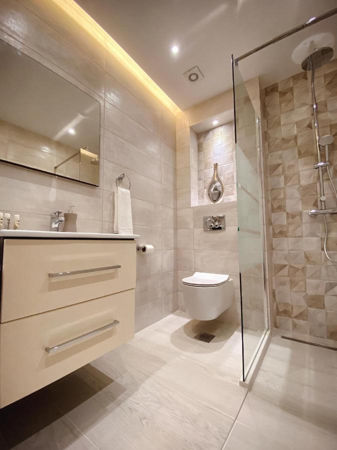 Tiffany Lux Apartment Требинье Экстерьер фото