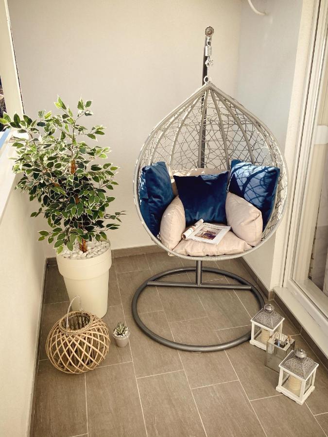 Tiffany Lux Apartment Требинье Экстерьер фото