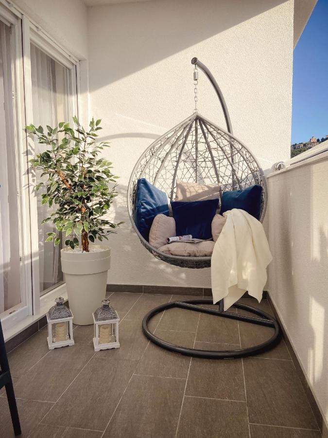 Tiffany Lux Apartment Требинье Экстерьер фото