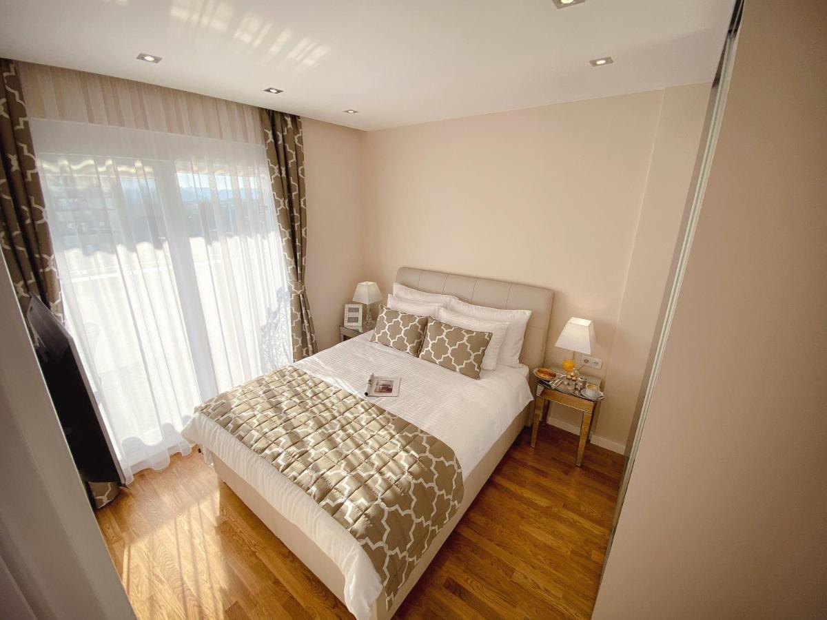 Tiffany Lux Apartment Требинье Экстерьер фото